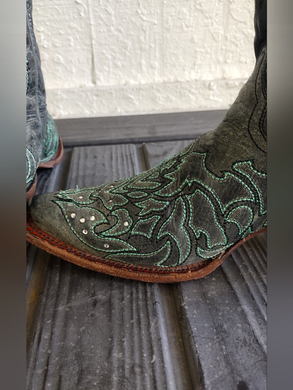Corral Boots Women's Turquoise Embroidery Rhinestone Snip Toe Western Boot - Picture 12 of 16